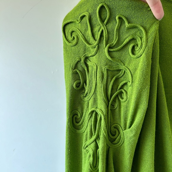 Green Turtleneck Sweater - Picture 4 of 6